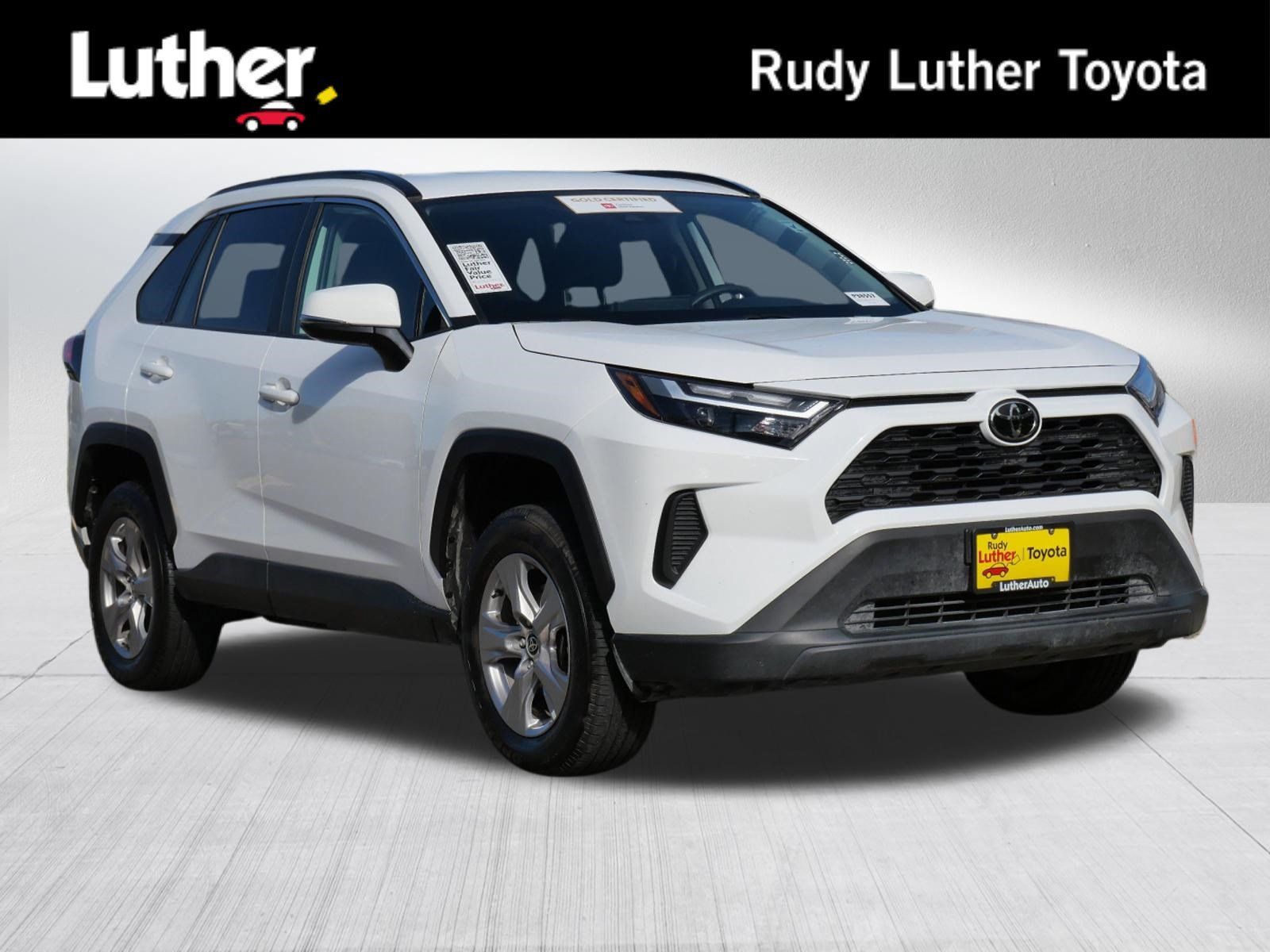 Certified 2025 Toyota RAV4 XLE AWD/4WD image 1
