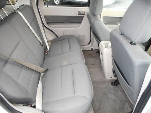 Used 2009 Ford Escape 2WD Hybrid image 24