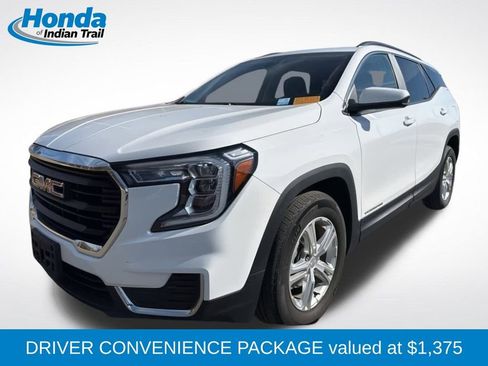 Used 2022 GMC Terrain SLE w/ Driver Convenience Package image 1
