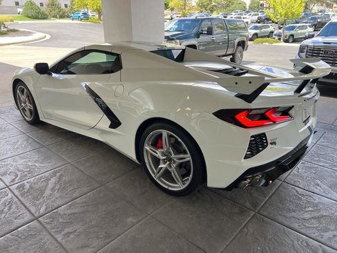 Used 2023 Chevrolet Corvette Stingray Premium Conv w/ Z51 Performance Package image 4