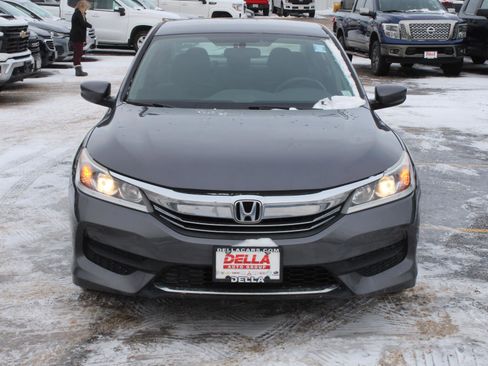 Used 2017 Honda Accord LX image 2