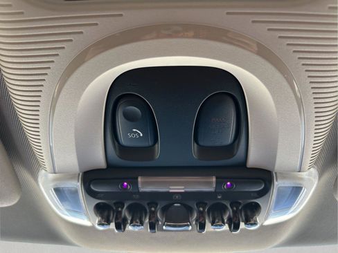 Used 2019 MINI Cooper Countryman S w/ Storage Package FWD image 33