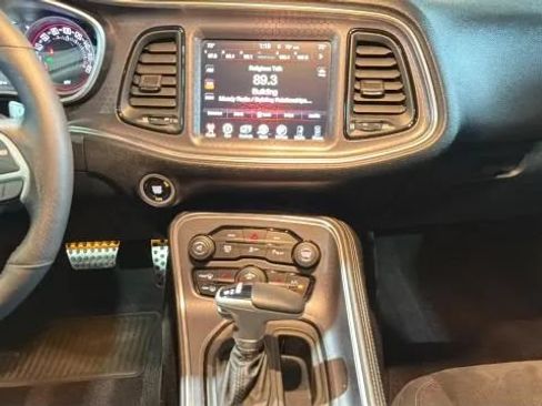 Used 2016 Dodge Challenger R/T Scat Pack RWD image 30