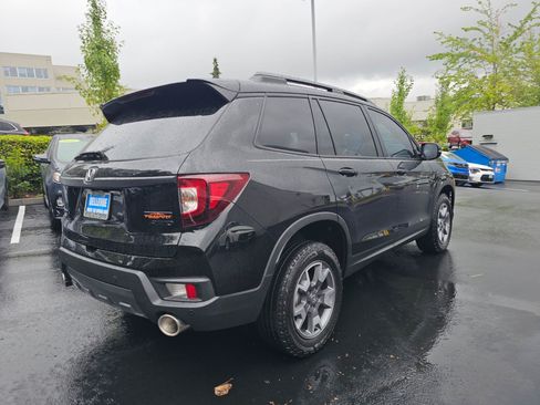 Used 2023 Honda Passport TrailSport image 7