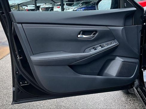 New 2025 Nissan Sentra SV image 13