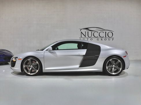 Used 2011 Audi R8 V10 AWD/4WD image 39
