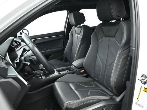 Used 2021 Audi Q3 2.0T Premium Plus w/ Premium Plus Package image 13