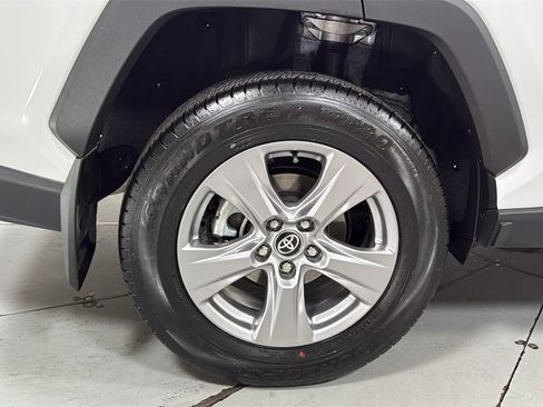 Used 2025 Toyota RAV4 XLE w/ Convenience Package image 22