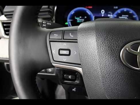 Used 2025 Toyota Camry XLE w/ Premium Plus Package AWD/4WD image 22