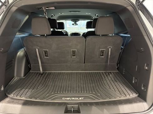 Certified 2023 Chevrolet Traverse LT image 9