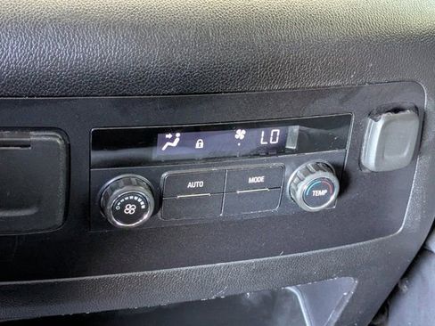 Used 2019 Chevrolet Tahoe LS image 16