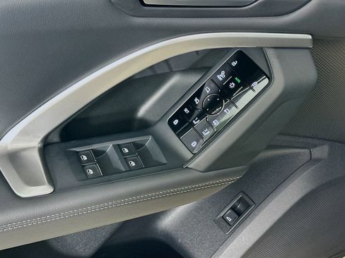 New 2026 Audi Q5 Premium Plus AWD/4WD image 17