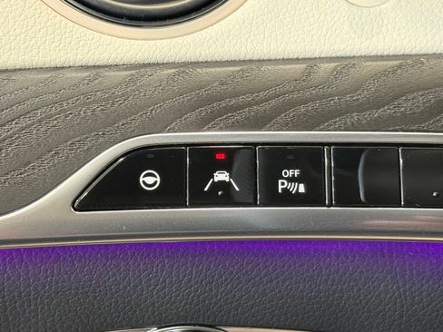 Used 2020 Mercedes-Benz S 63 AMG 4MATIC Sedan image 23