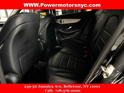 Used 2020 Mercedes-Benz GLC 300 4MATIC Coupe image 21