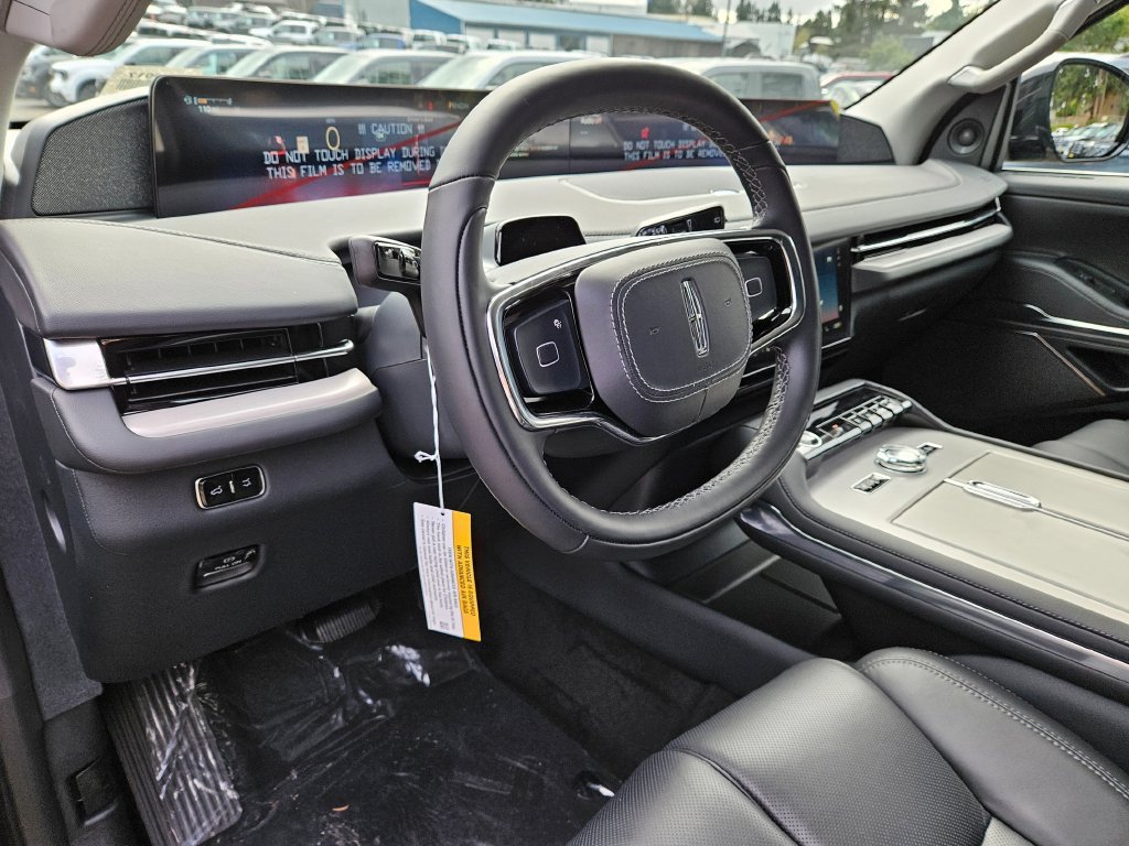 New 2027 Lincoln Navigator Reserve AWD/4WD image 21