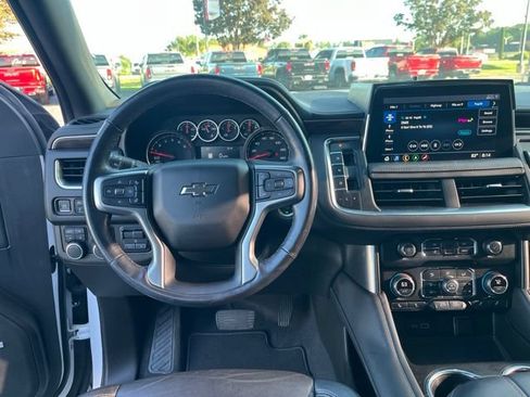 Used 2021 Chevrolet Tahoe Z71 w/ Z71 Signature Package AWD/4WD image 19