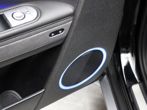 Used 2024 Hyundai Ioniq 5 Limited image 39