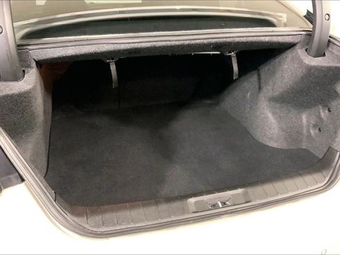 Used 2023 Nissan Maxima SR image 4