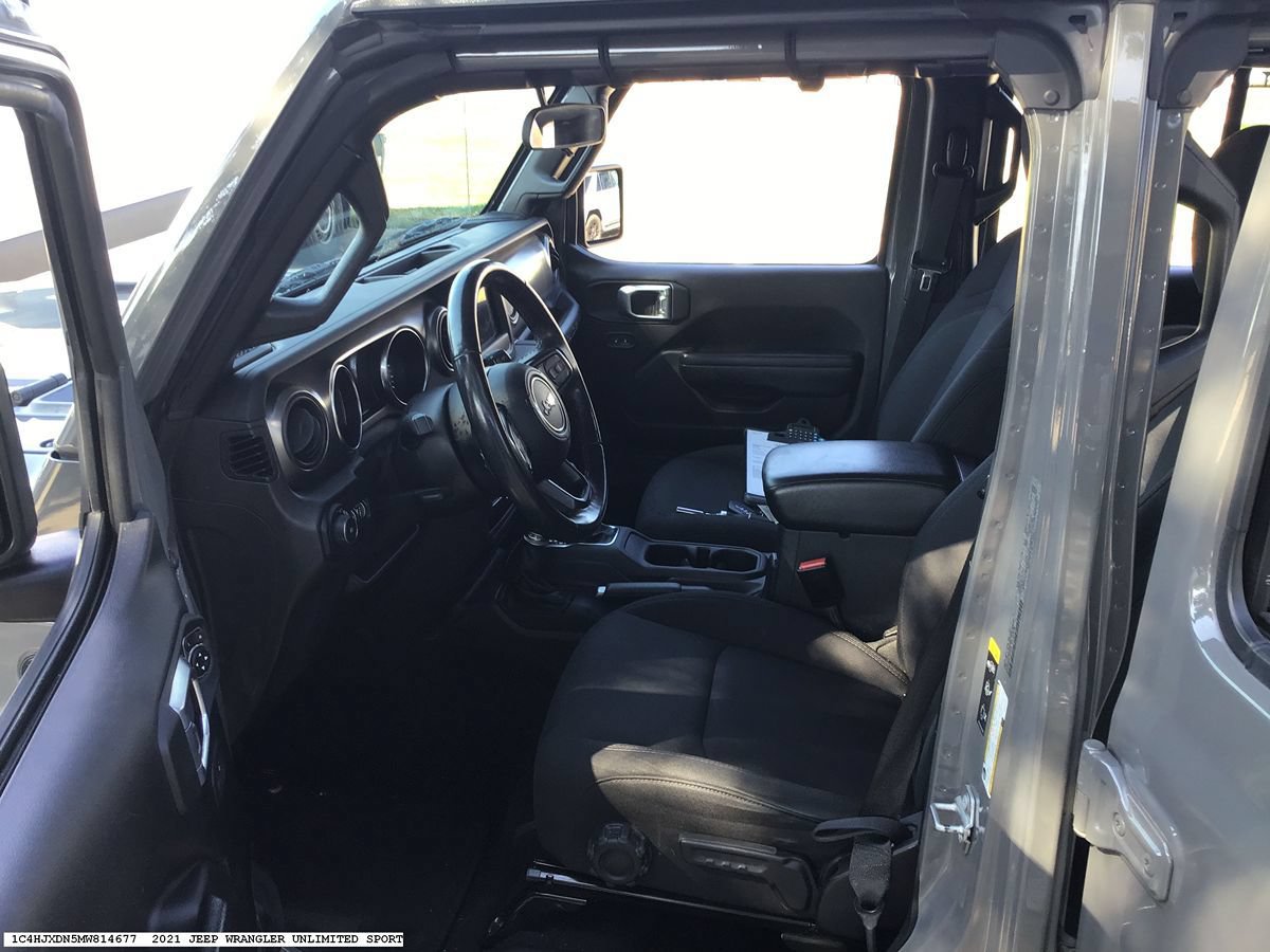 Used 2021 Jeep Wrangler Unlimited Sport AWD/4WD image 8