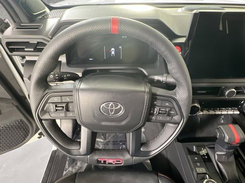 Used 2025 Toyota Tacoma TRD Pro w/ Tow Tech Package AWD/4WD image 11