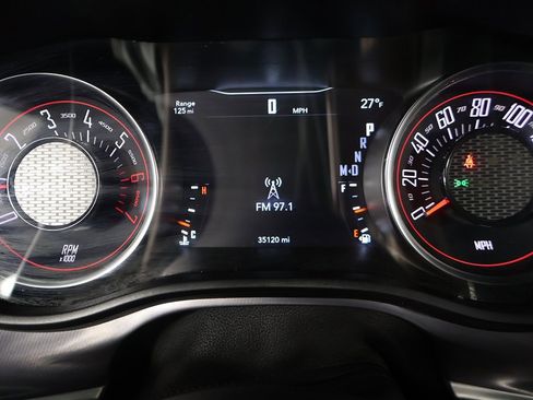 Used 2021 Dodge Challenger R/T image 28