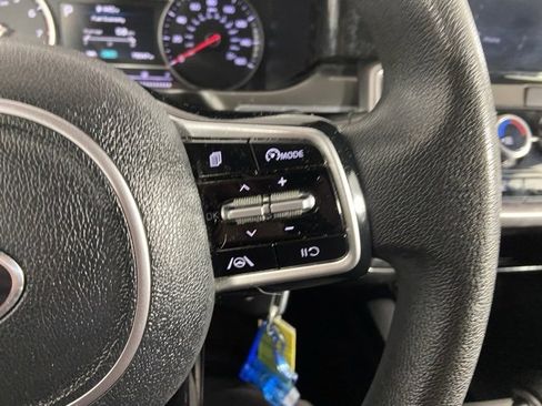 Used 2021 Kia Sorento LX image 20