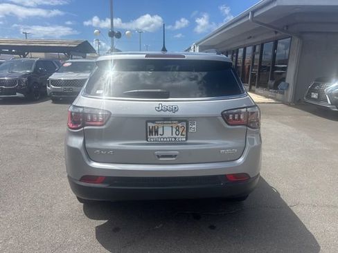Used 2023 Jeep Compass Latitude AWD/4WD image 23