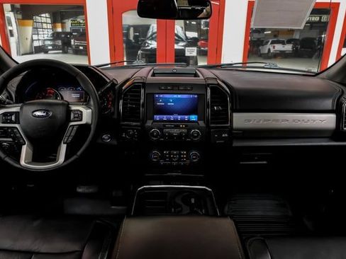 Used 2021 Ford F250 Lariat w/ Lariat Ultimate Package AWD/4WD image 16