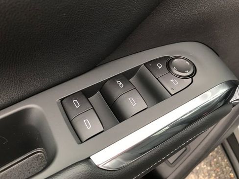 Certified 2026 Chevrolet Traverse LT AWD/4WD image 18