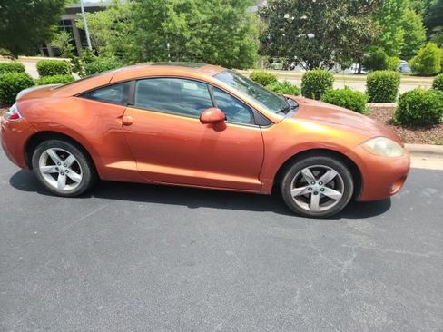 Used 2007 Mitsubishi Eclipse GS FWD image 8