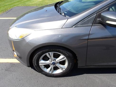 Used 2014 Ford Focus SE w/ SE Winter Package FWD image 21