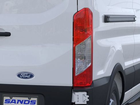 New 2026 Ford Transit 250 148 Medium Roof RWD image 21