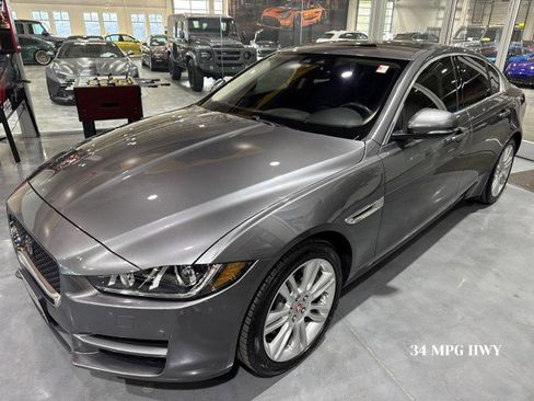 Used 2019 Jaguar XE Prestige AWD/4WD image 1