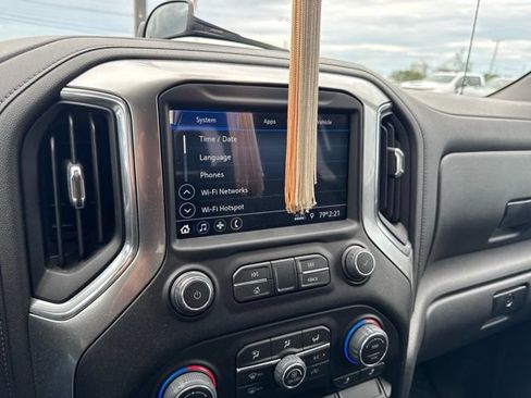 Used 2021 Chevrolet Silverado 1500 LT w/ Bed Protection Package AWD/4WD image 23