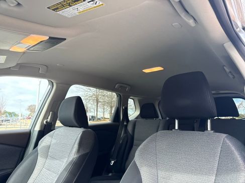 Used 2023 Nissan Rogue SV image 25