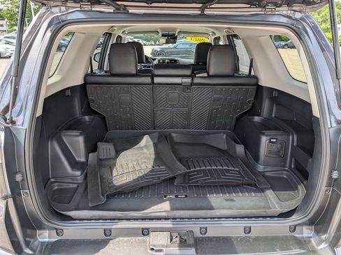 Used 2023 Toyota 4Runner TRD Off-Road Premium AWD/4WD image 13