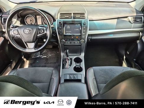 Used 2016 Toyota Camry XSE w/ Moonroof Package FWD image 28