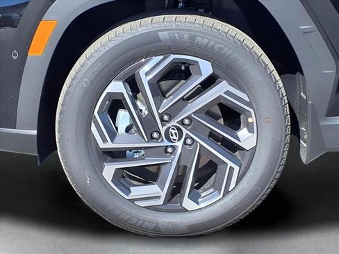 New 2025 Hyundai Tucson Limited image 12