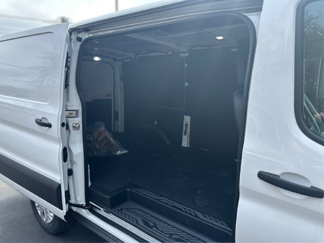 New 2025 Ford Transit 150 Low Roof w/ Exterior Upgrade Package RWD image 13