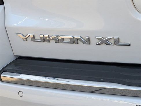 Used 2020 GMC Yukon XL Denali w/ Denali Ultimate Package image 8