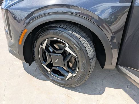 Certified 2026 Kia Sportage EX FWD image 37