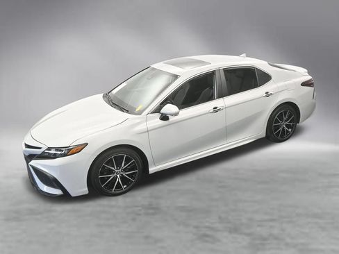 Used 2024 Toyota Camry SE FWD image 48