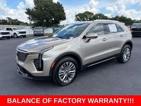 Used 2024 Cadillac XT4 Premium Luxury FWD image 3