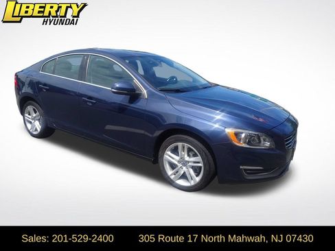 Used 2015 Volvo S60 T5 Premier w/ Convenience Package AWD/4WD image 1