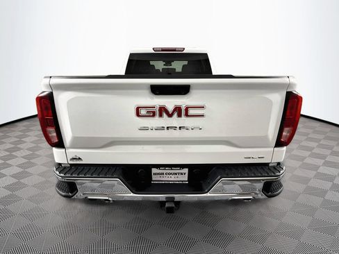 Used 2023 GMC Sierra 1500 SLE w/ X31 Off-Road Package AWD/4WD image 6