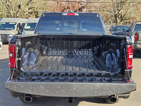 New 2026 RAM 1500 4x4 Crew Cab image 10