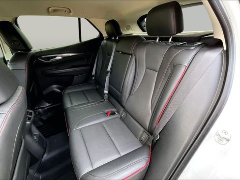 Used 2022 Buick Envision Essence w/ Sport Touring Package FWD image 21