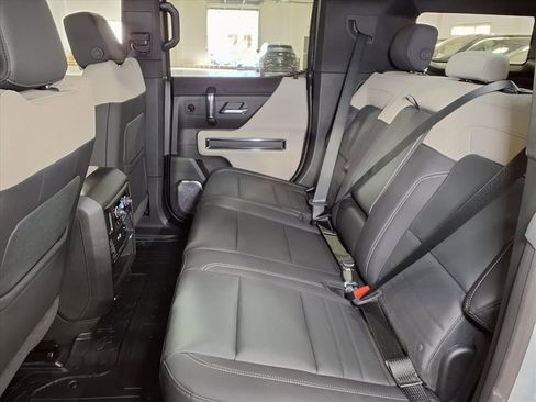 Used 2026 GMC Hummer EV SUV AWD/4WD image 13