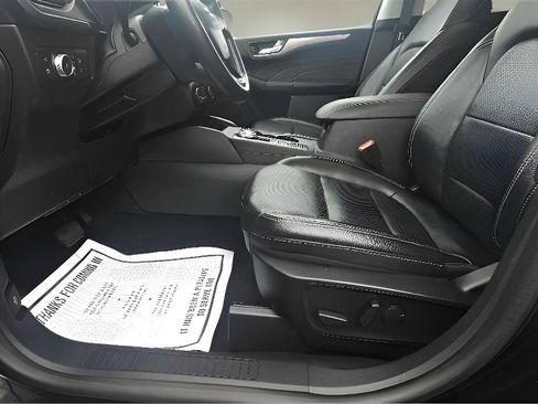 Used 2021 Ford Escape Titanium AWD/4WD image 12