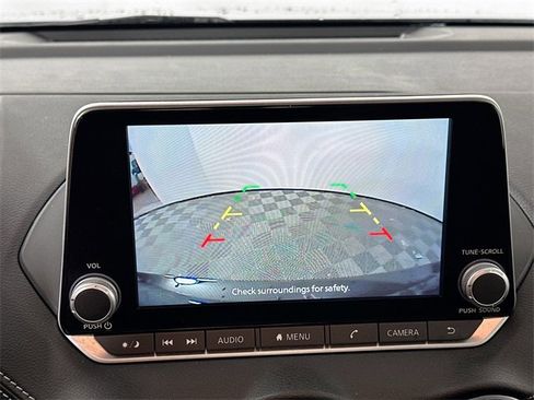 Used 2024 Nissan Sentra SV image 13